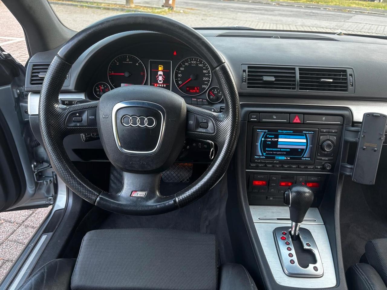 Audi A4 2.0 TDI 143CV F.AP. S-LINE..CELL 393 690 2051 WUATSAPP