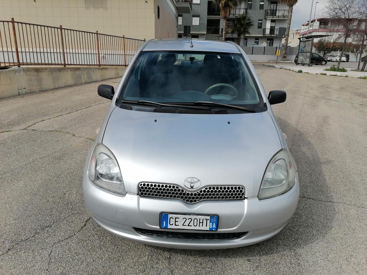 Toyota Yaris Sol 5 porte 1.4 diesel 75cv 2003