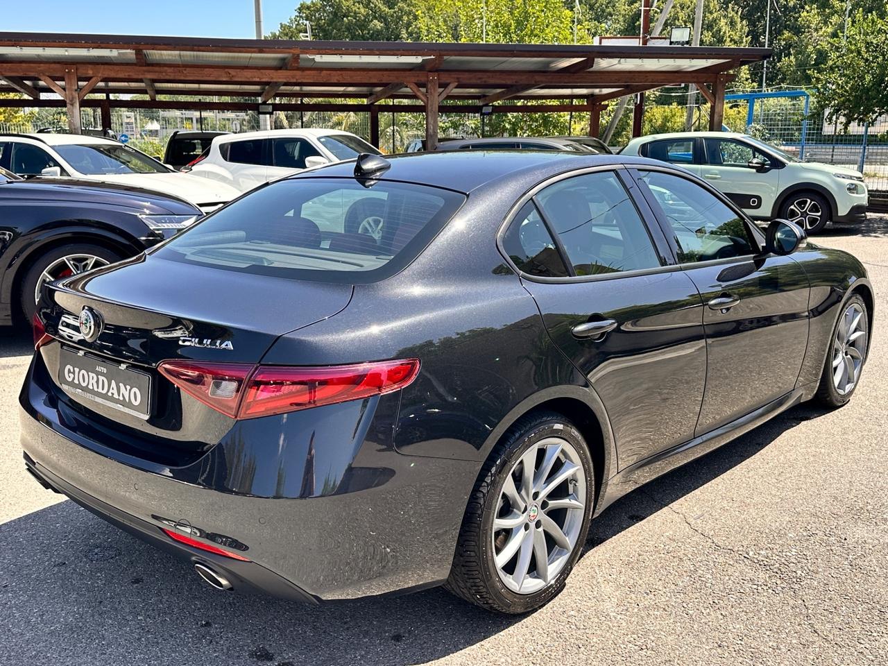 Alfa Romeo Giulia 2.2 Turbodiesel 180 CV Business Sport