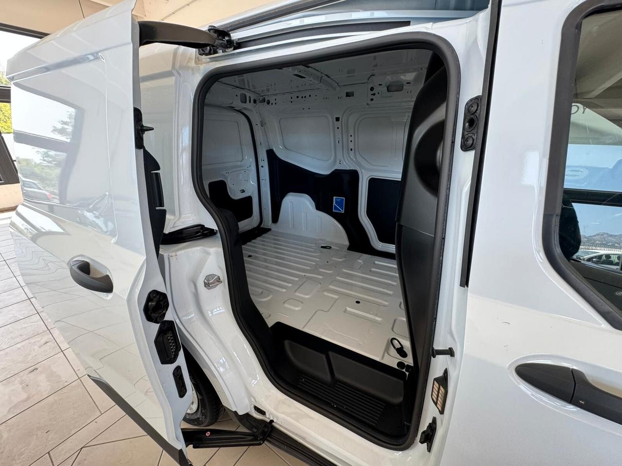 Ford Transit Courier - NUOVO