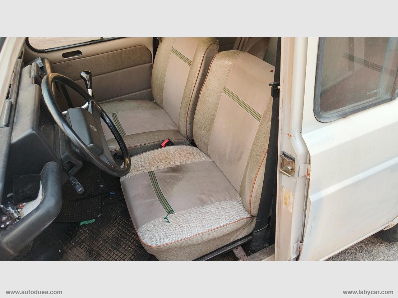 RENAULT 4 950 TL DA RESTAURARE