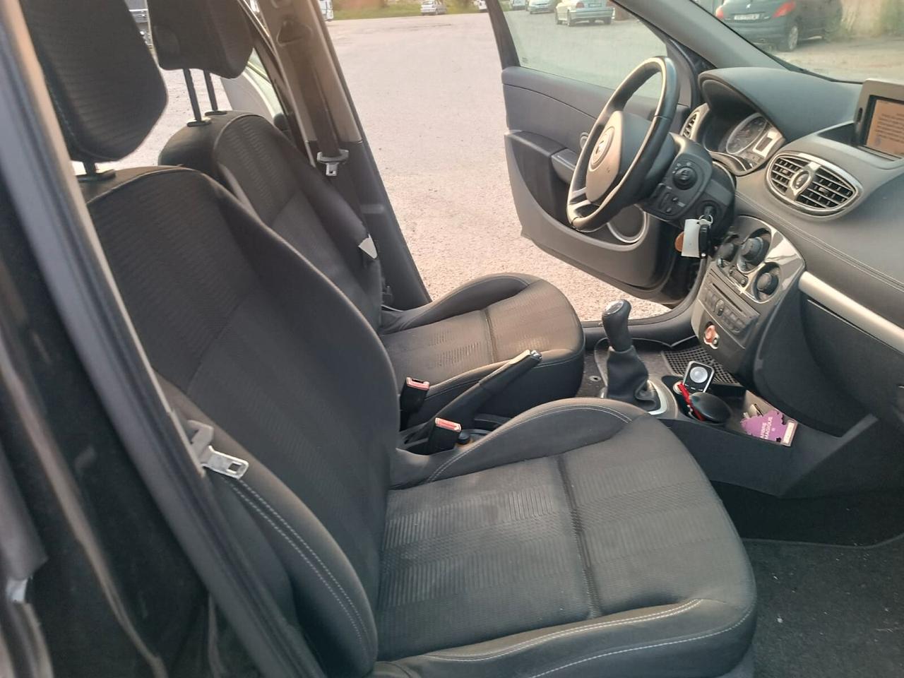 Renault Clio 2010---1.2 Benzina GPL Neopatentati