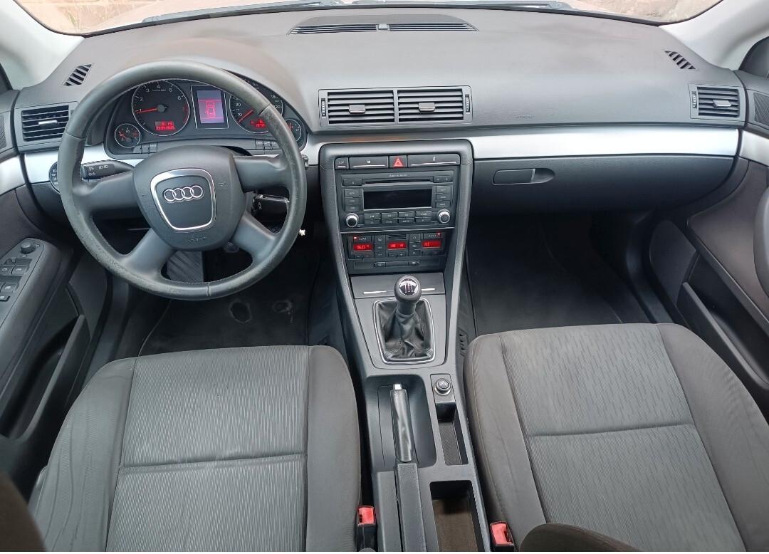 Audi A4 1.6 Avant benzina