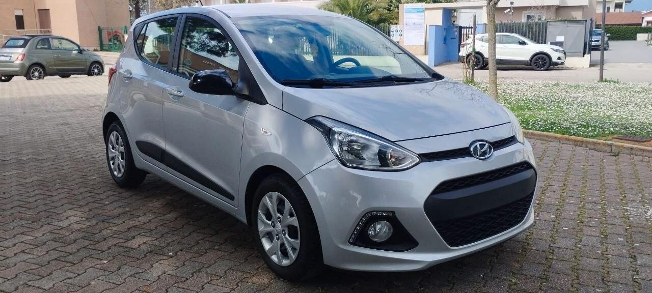 Hyundai i10 1.0, 12/15, km 61.800