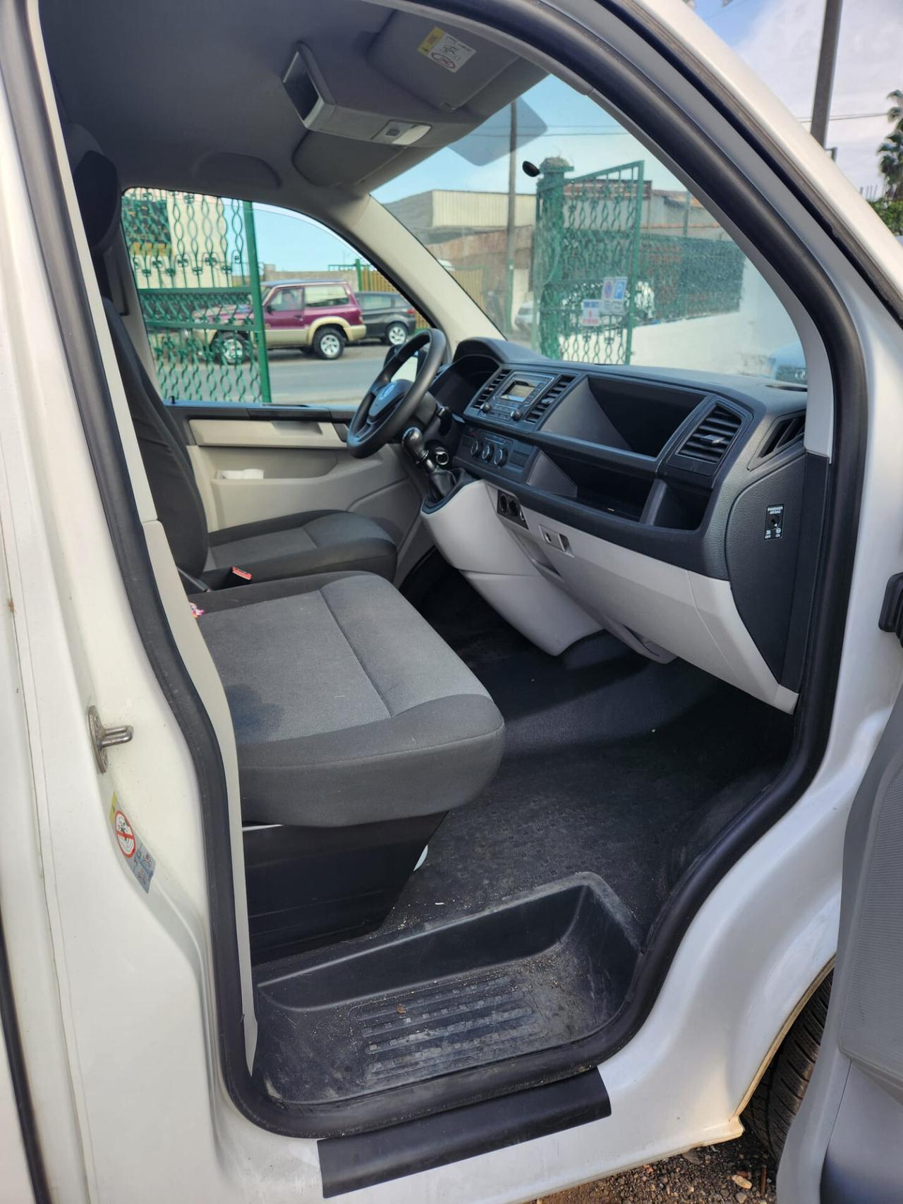 VOLKSWAGEN TRASPORT T6 2.0 102 CV ANNO 2019