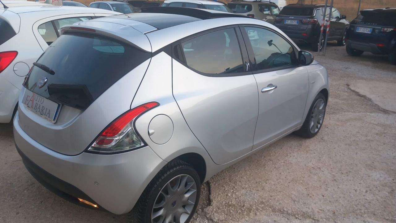 Lancia Ypsilon 1.3 MJT 16V 95 CV 5 porte S&S Platinum