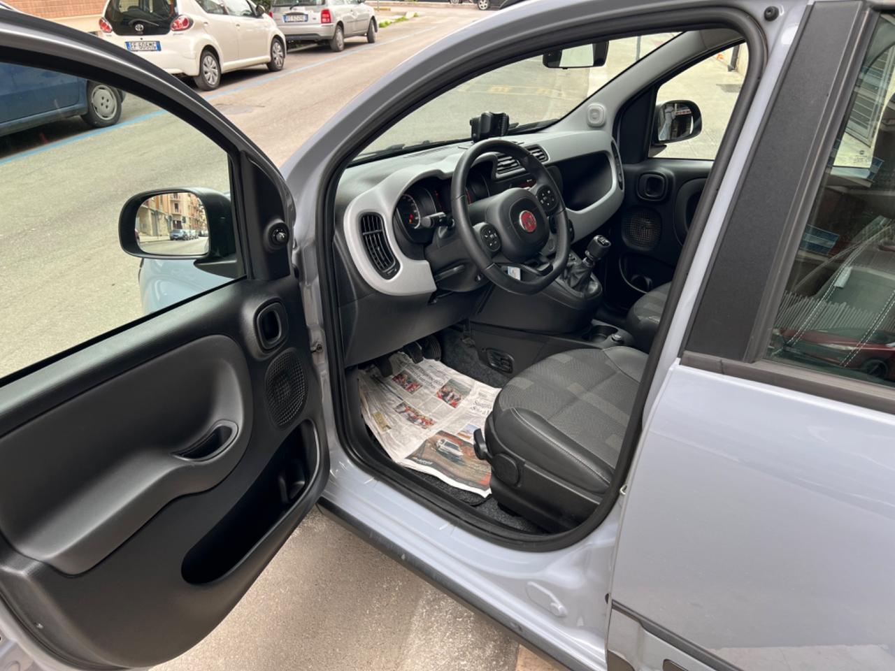 FIAT PANDA 1.2 BENZINA CROSS