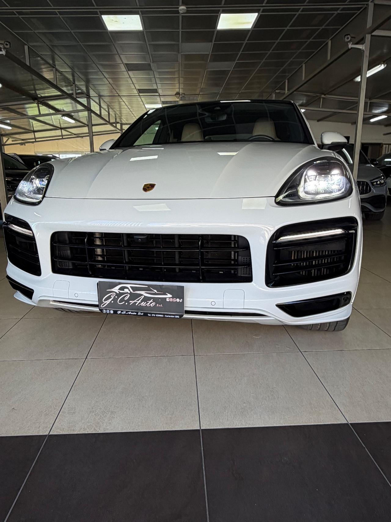 Porsche Cayenne 3.0 COUPE V6 340 KM71.000