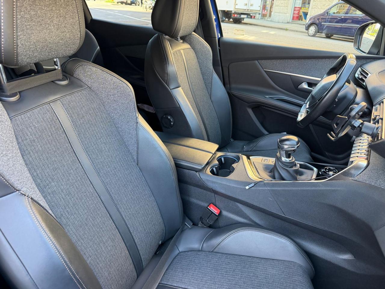 Peugeot 3008 PureTech 130 GT Line #10571