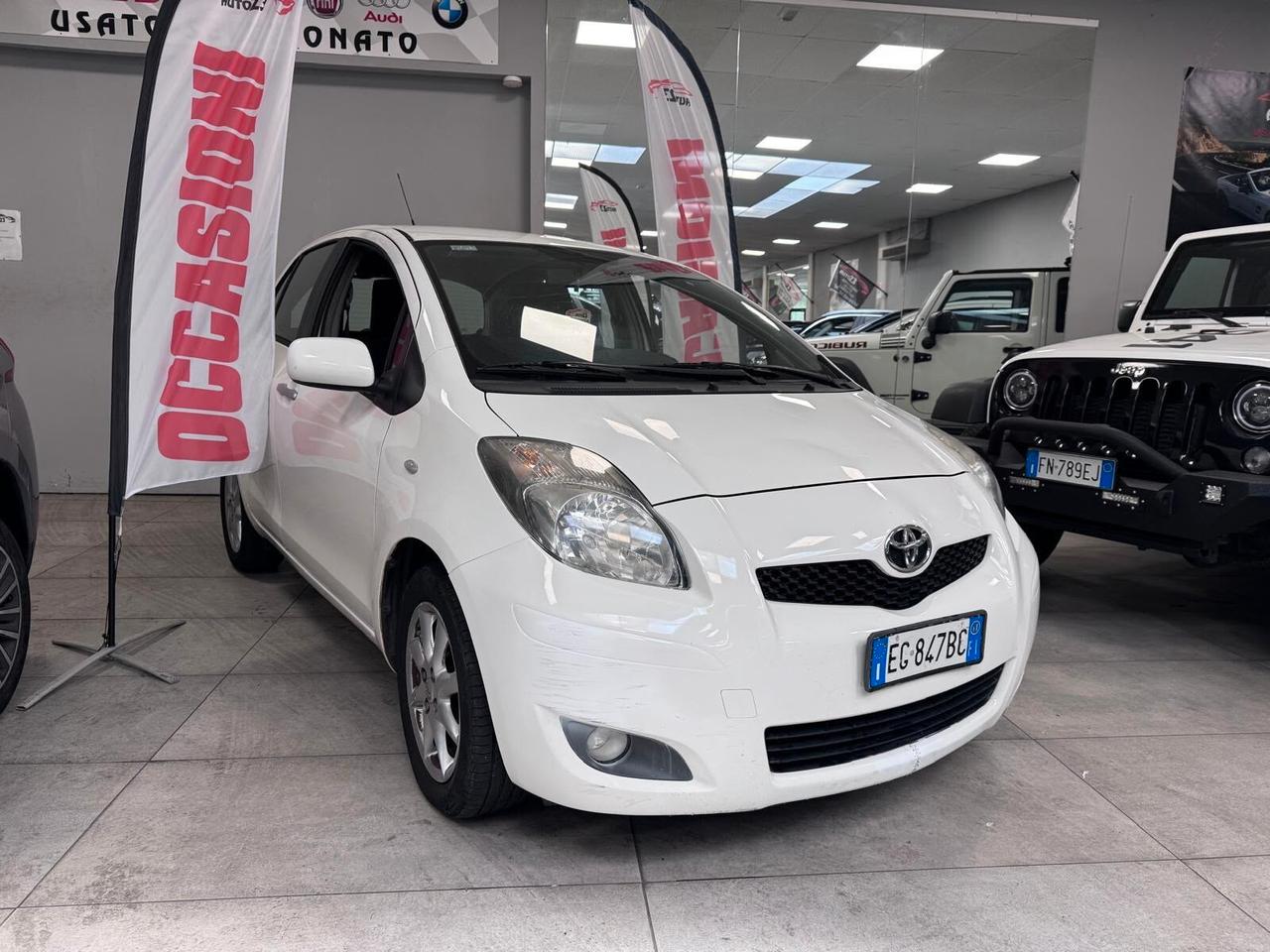 Toyota Yaris 1.4 D-4D DPF 5 porte