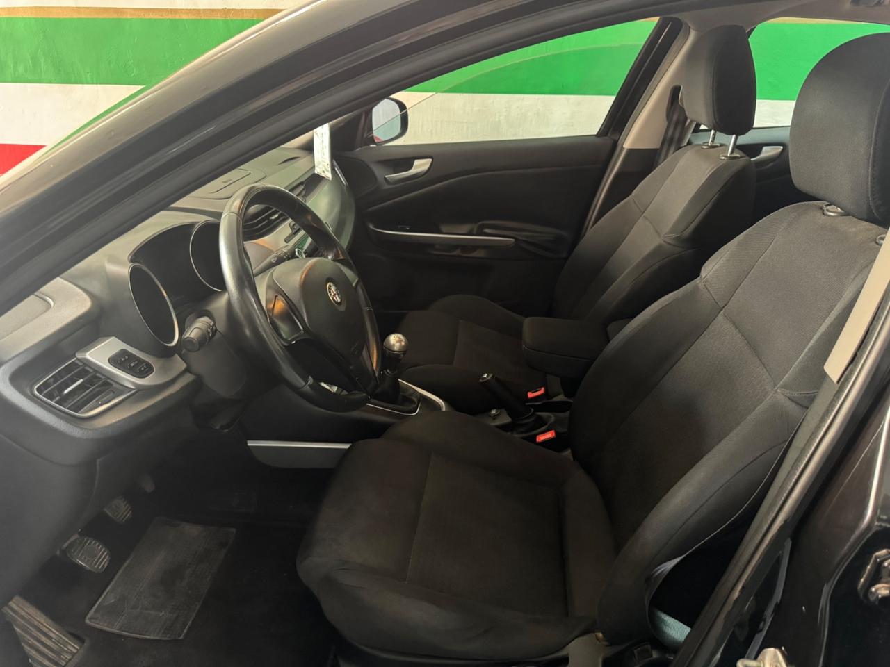 Alfa Romeo Giulietta 1.6 JTDm-2 105 CV Distinctive