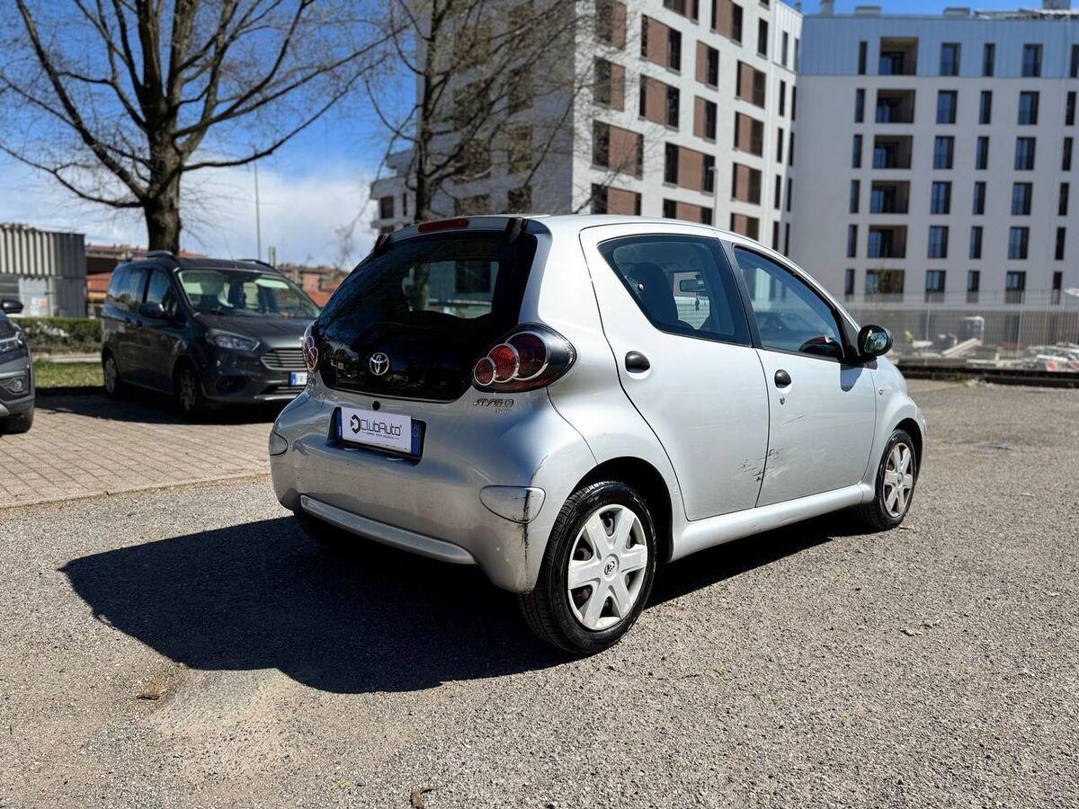 Toyota Aygo 1.0 Sol 5p FL