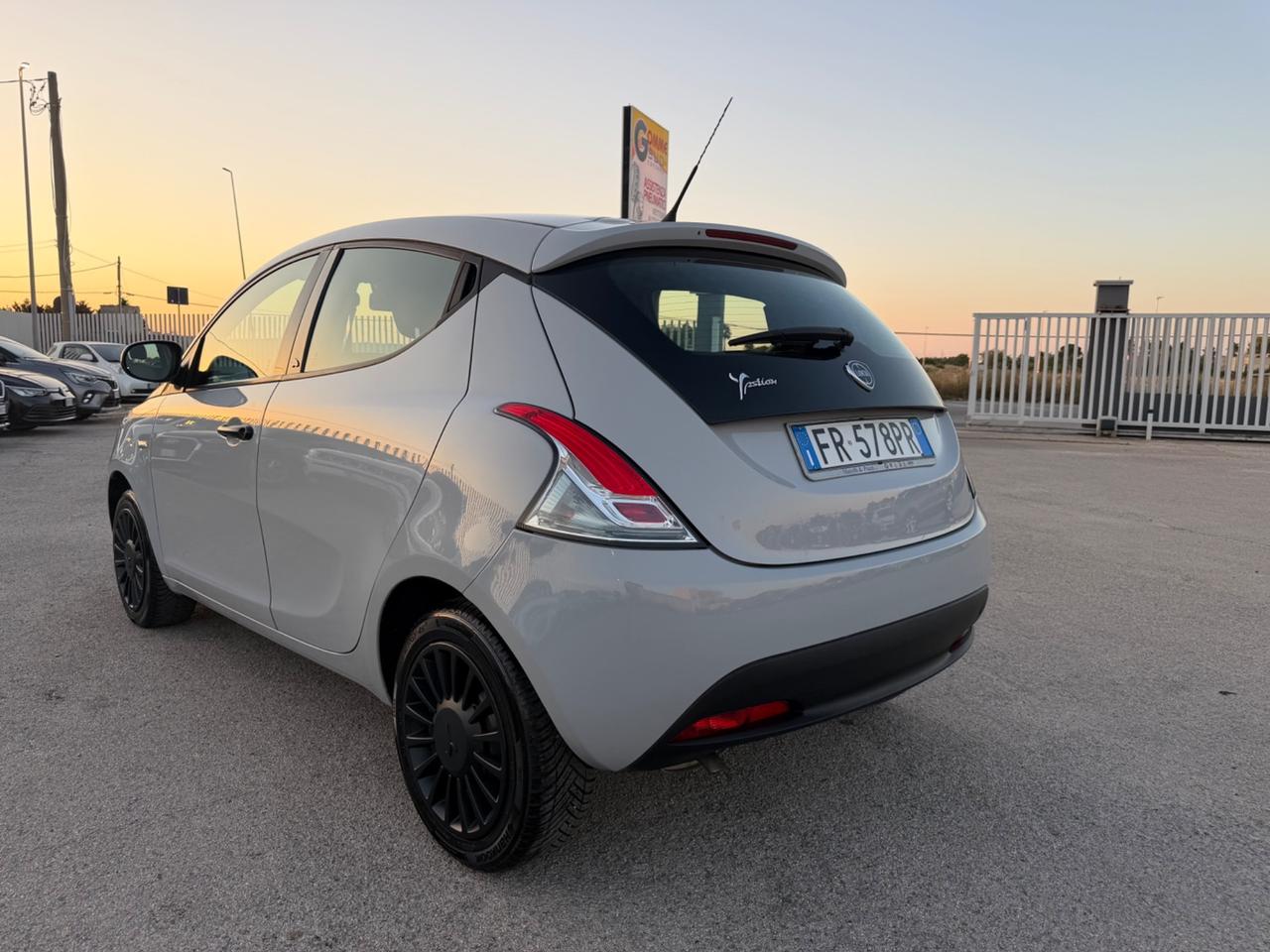 LANCIA YPSILON 1.2 5P 69CV ELEFANTINO BLU MY18