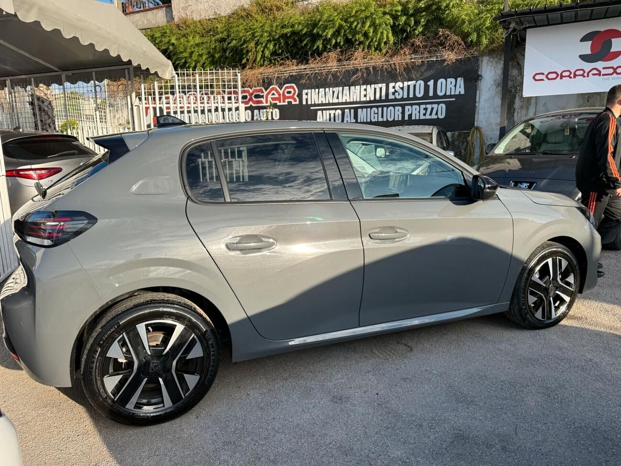 PEUGEOT 208 2025 1.2 BNZ 15000KM 101CV ALLURE