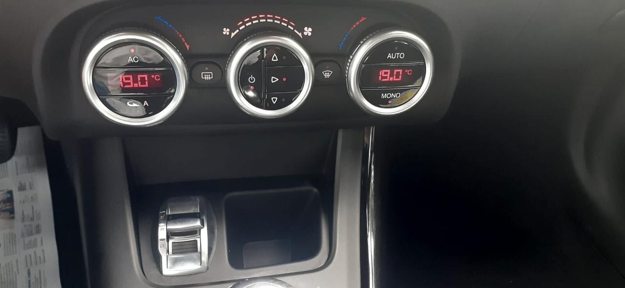 Alfa Romeo Giulietta 2013 - 1.6 JTDm-2 105 CV Lb automobili