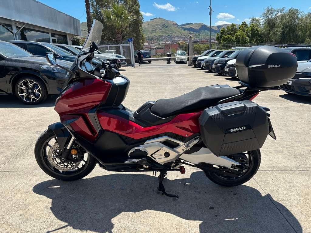 Honda Forza 750 2022 / KM 43.000 Tuo a solo 75 Euro al mese Depotenziato da libretto