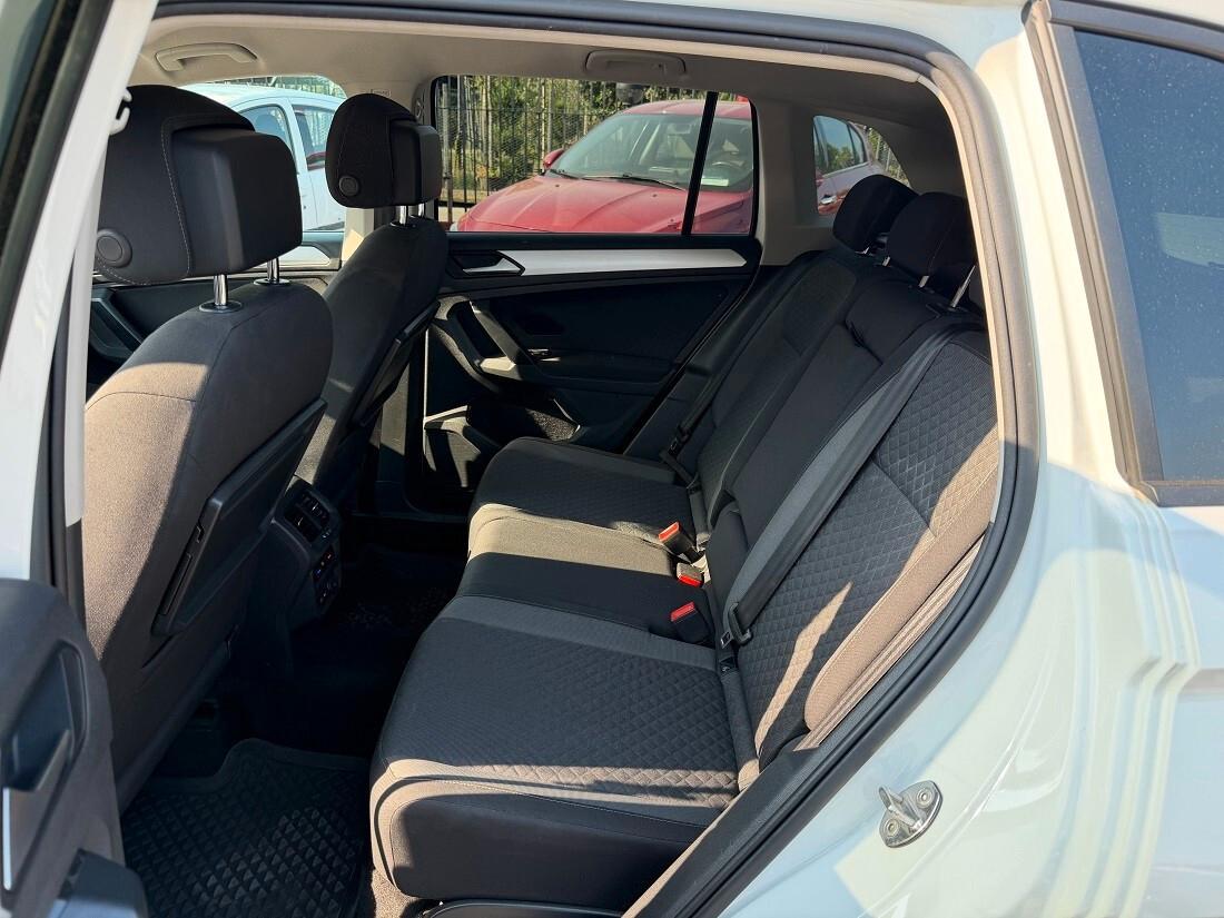 Volkswagen Tiguan 2.0 TDI SCR DSG R-LINE