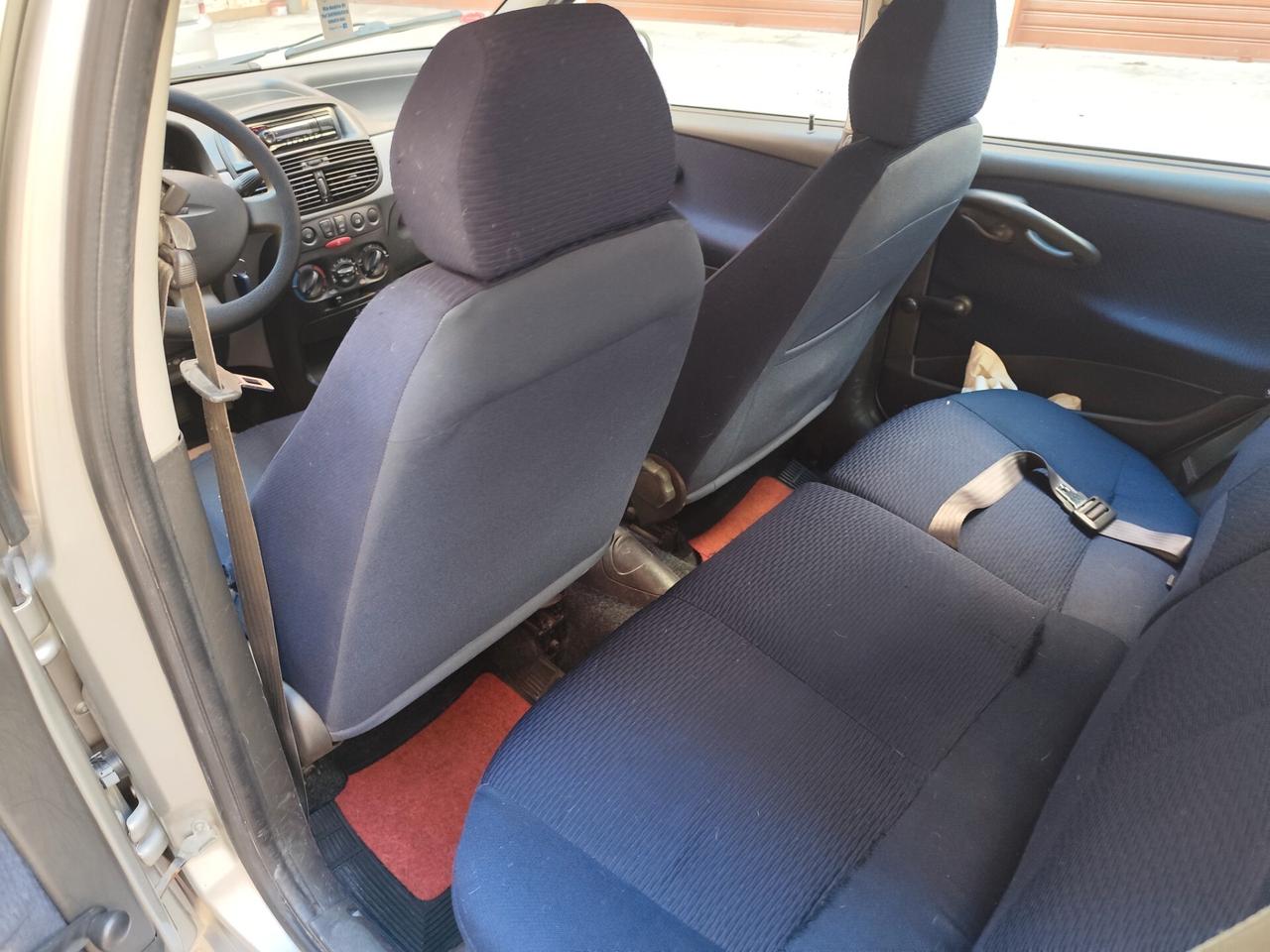 Fiat Punto 1.2i cat 5 porte 60cv