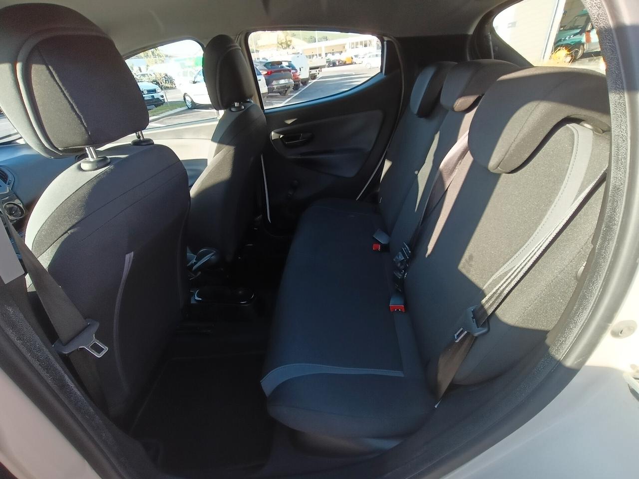 Lancia Ypsilon 1.2 69 CV 5 porte GPL Ecochic Silver