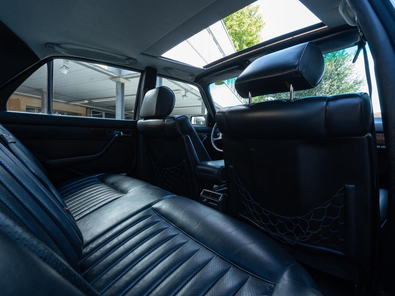 Mercedes-benz S 300 SE