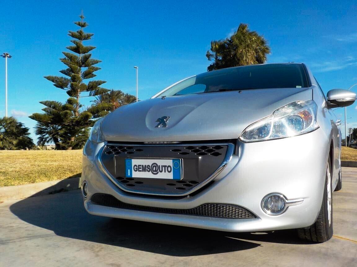 Peugeot 208 1.4 e-HDi 68 CV S&S robotizzato 5 porte Active