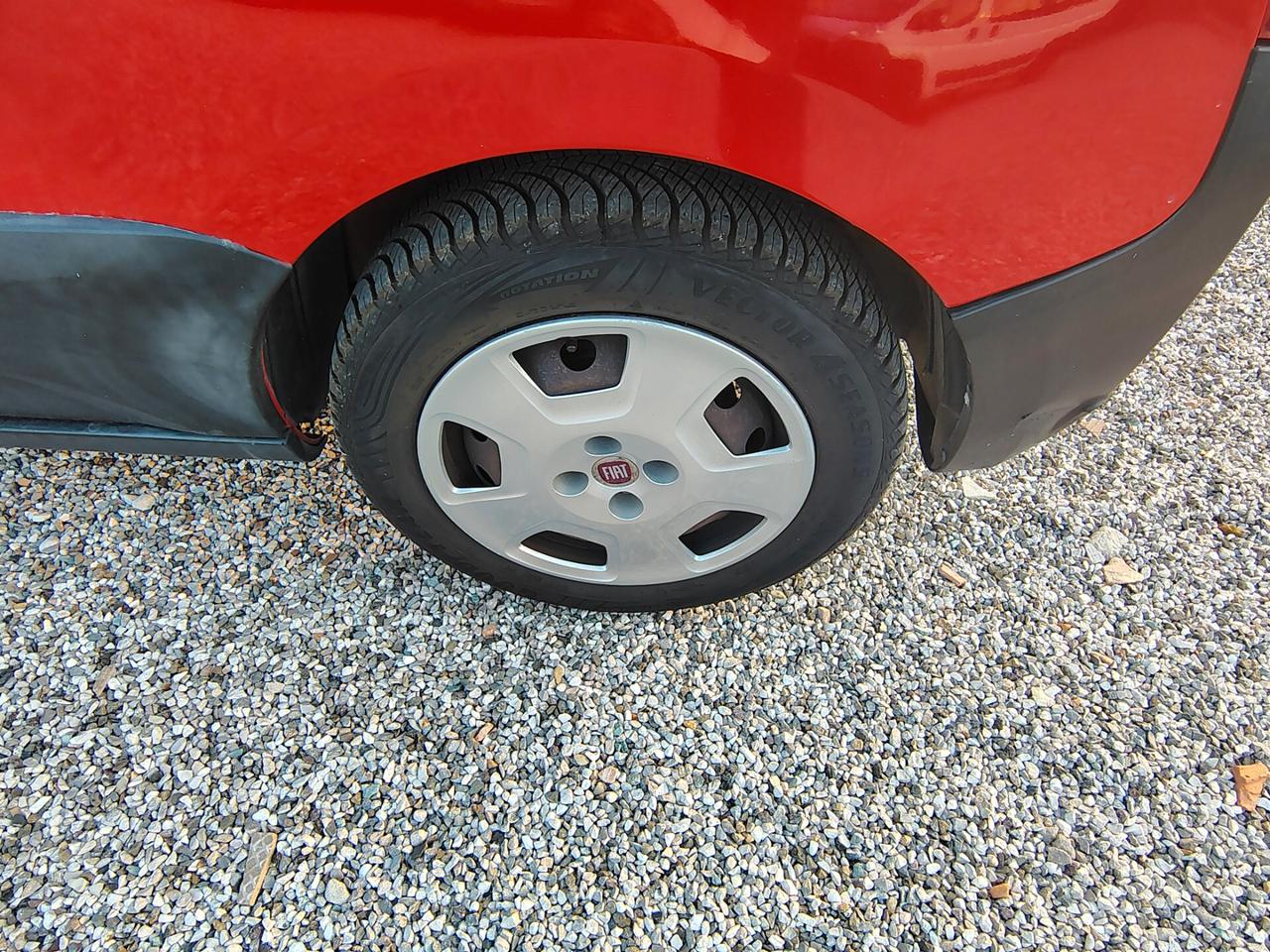 Fiat Fiorino 1.3 MJT 95CV Furgone Adventure E5+Allestito