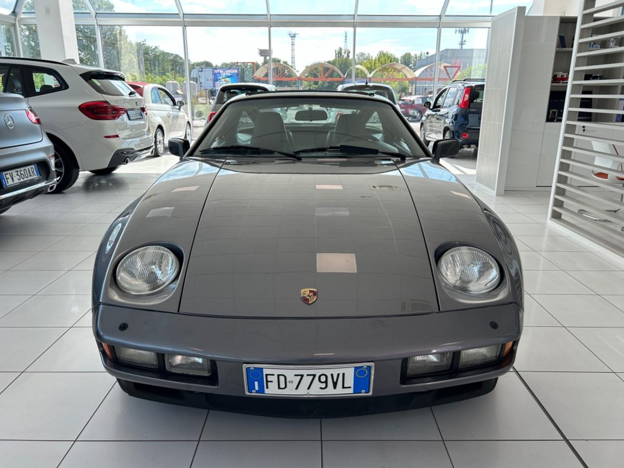 Porsche 928 S ASI