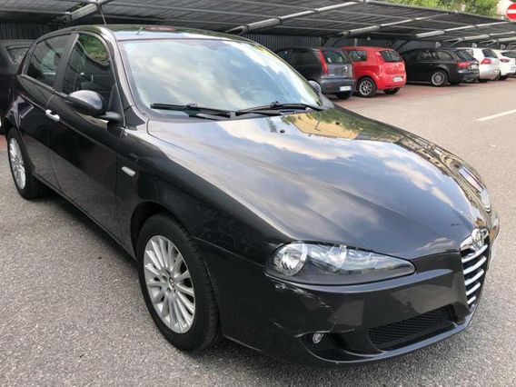 ALFA ROMEO 147 1.6 16V TS 3 porte Black Line