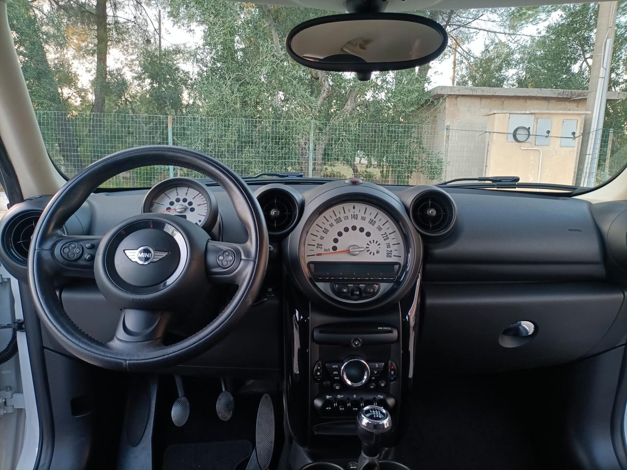 Mini Cooper Countryman 1.6 D *135.000km*