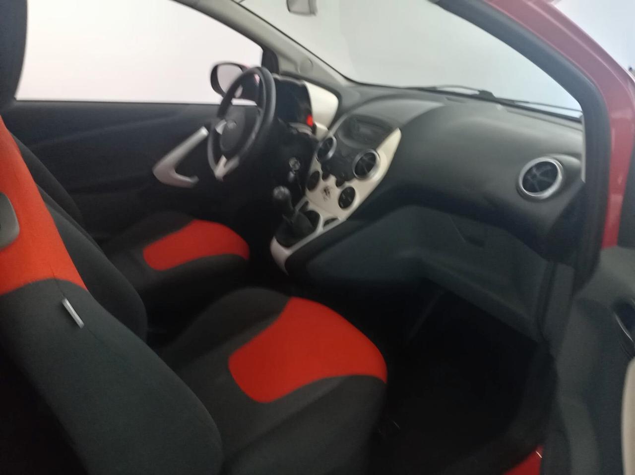 Ford Ka 1.2 8V 69CV Titanium