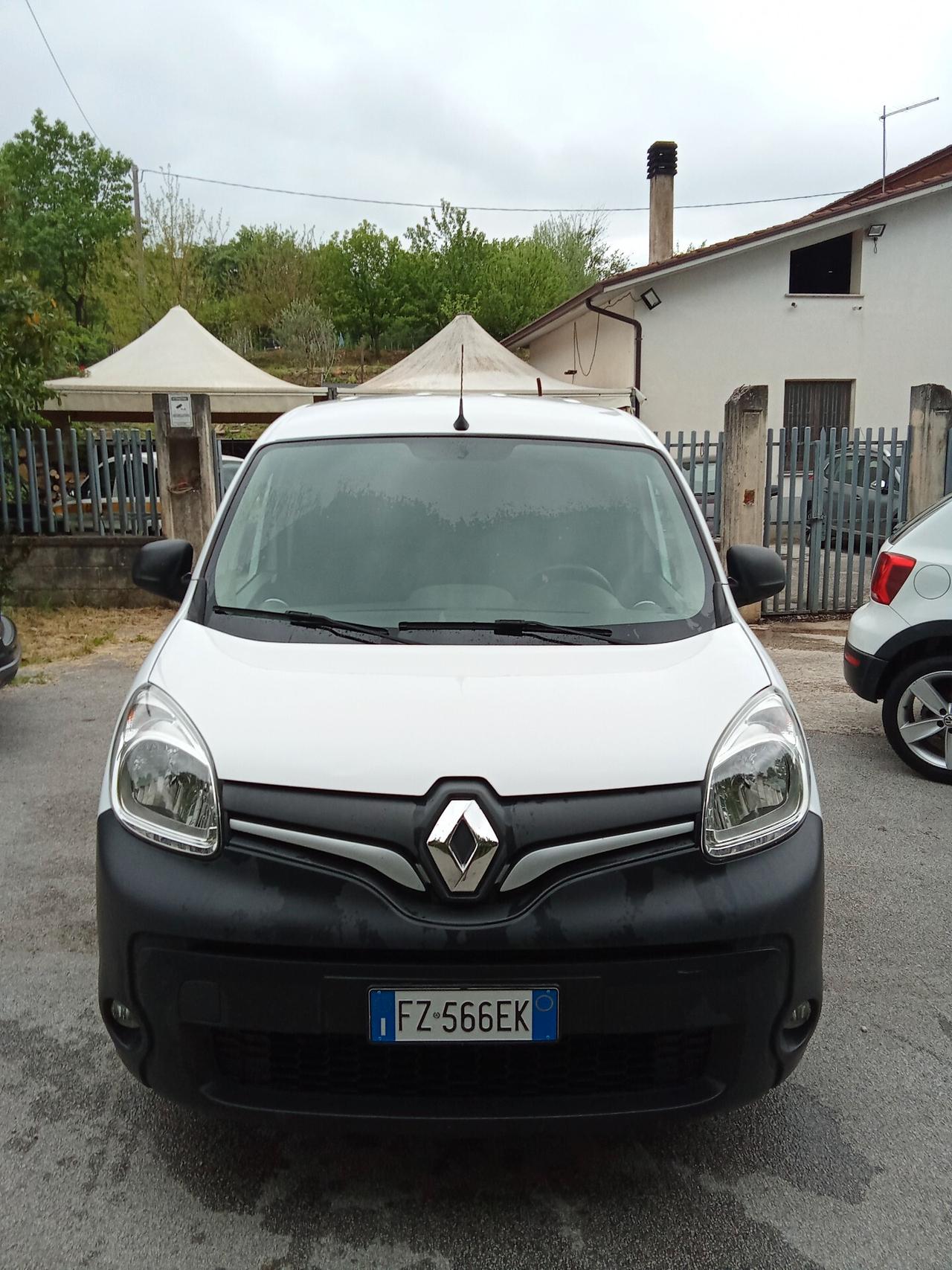 Renault Kangoo Blue dCi 95CV Maxi 020