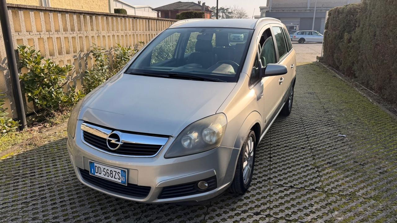 Opel Zafira 1.9 CDTI 120CV Cosmo