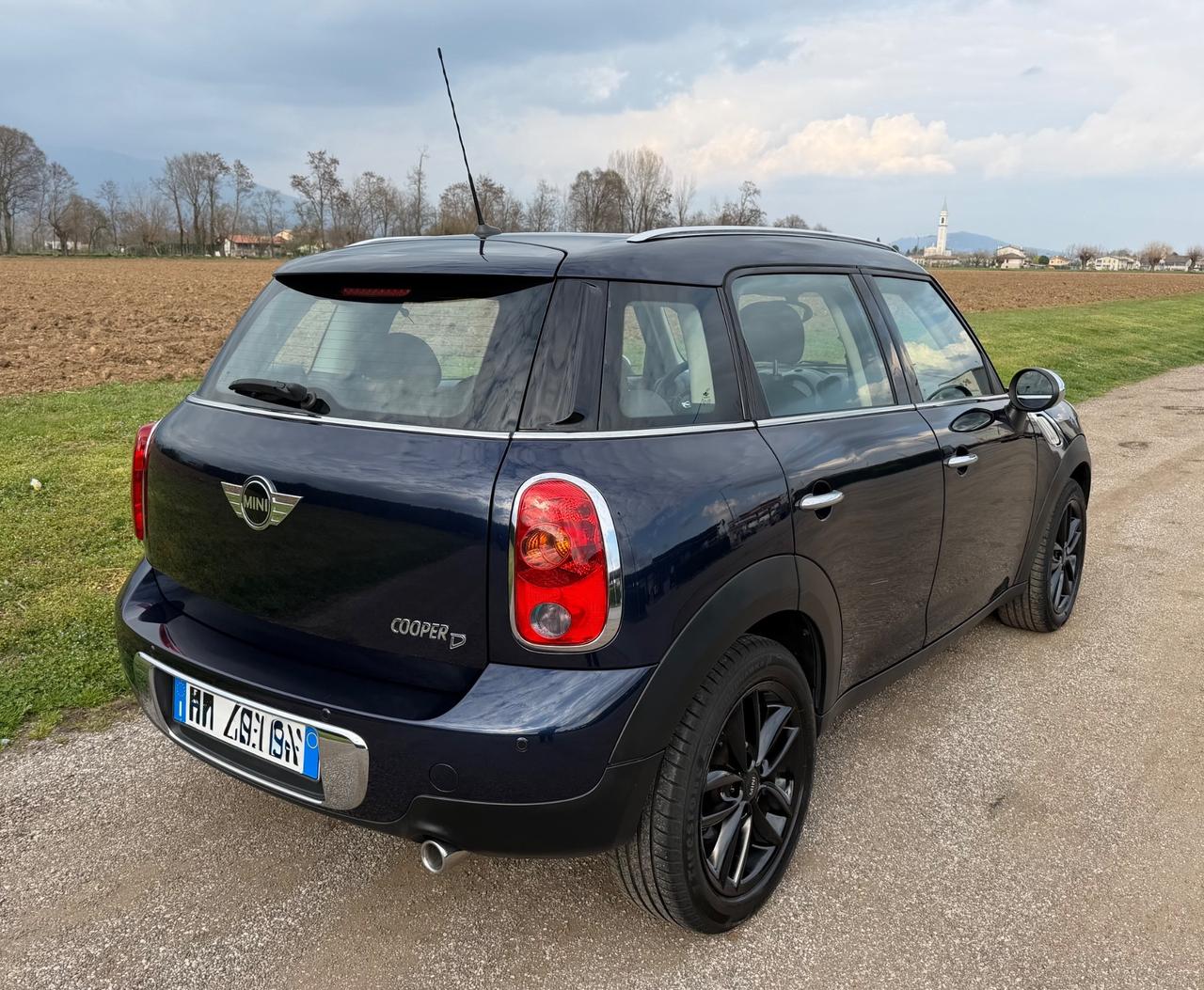 MINI COOPER D COUNTRYMAN 2.0 D NEOPATENTATi R60