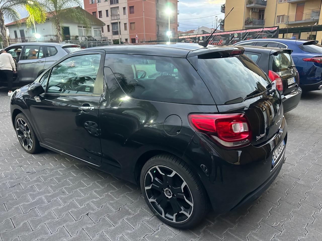 Ds DS3 3 1.6 e-HDi 90 airdream Just Black
