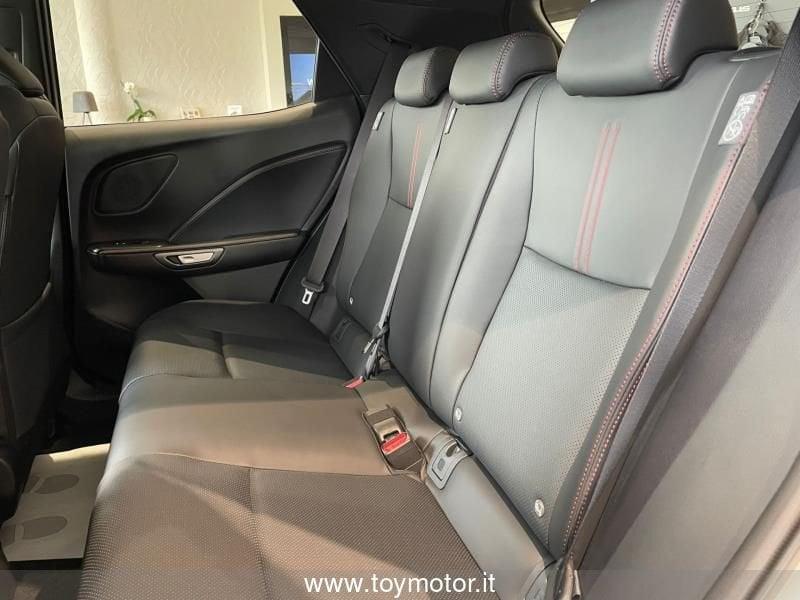 Lexus LBX Hybrid Emotion