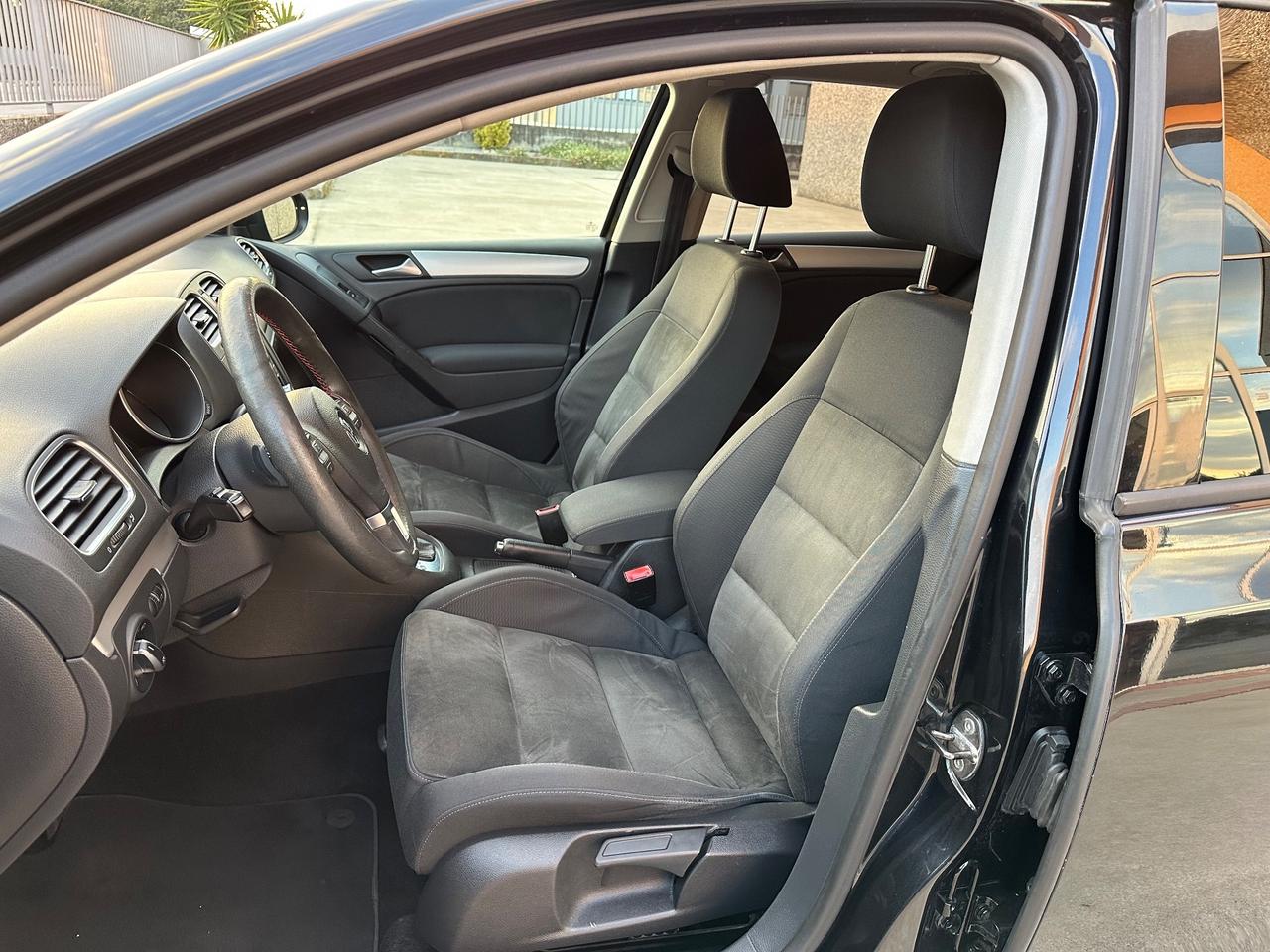 Volkswagen Golf 1.6 TDI DPF DSG 5p. Highline
