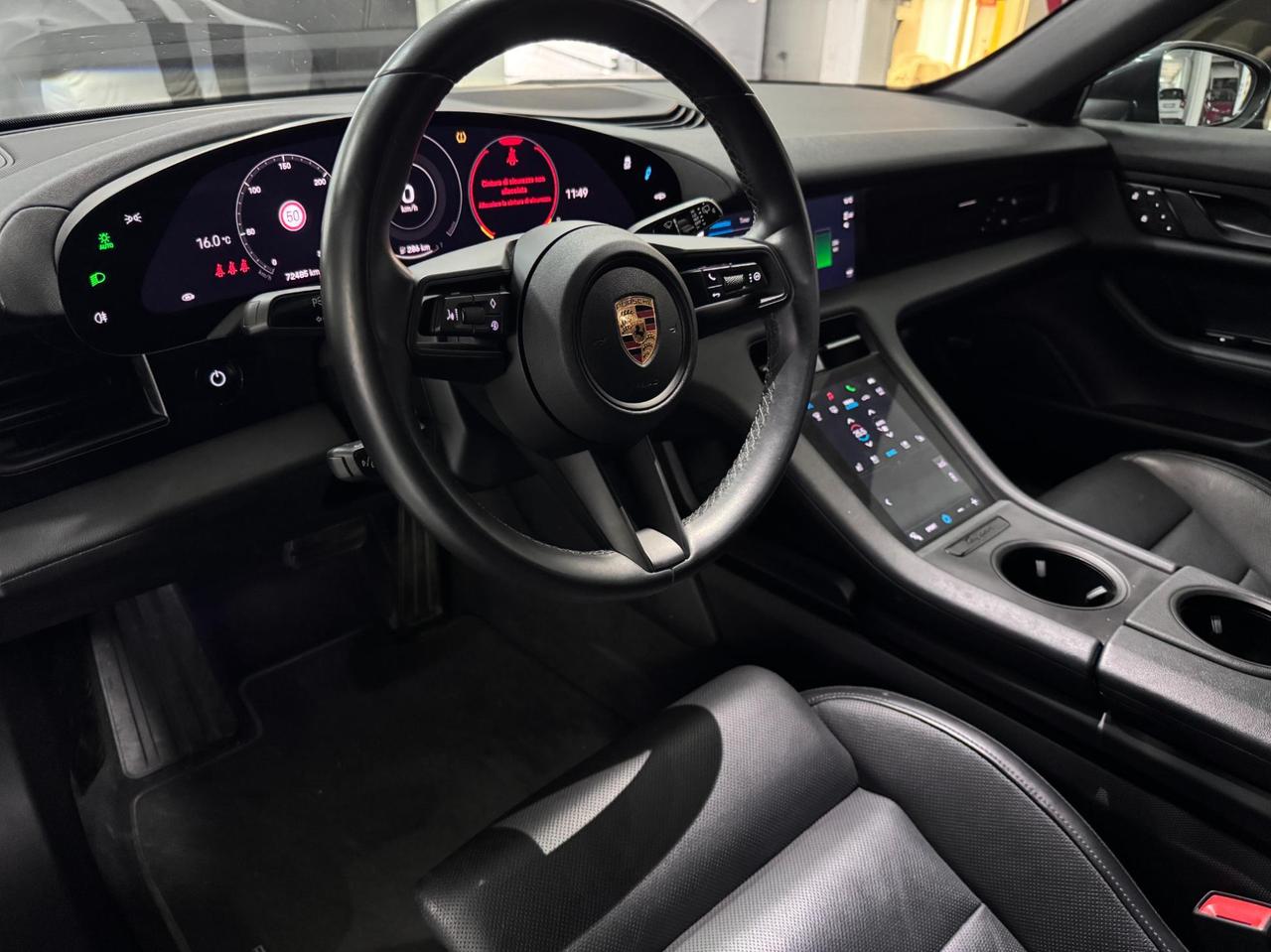 Porsche Taycan Cross Turismo 4S