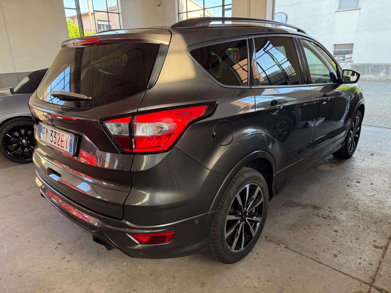 Ford Kuga 1.5 EcoBoost 120 CV S&S 2WD ST-Line