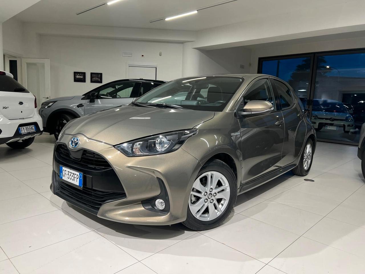 Toyota Yaris 1.5 Hybrid 5 porte Business