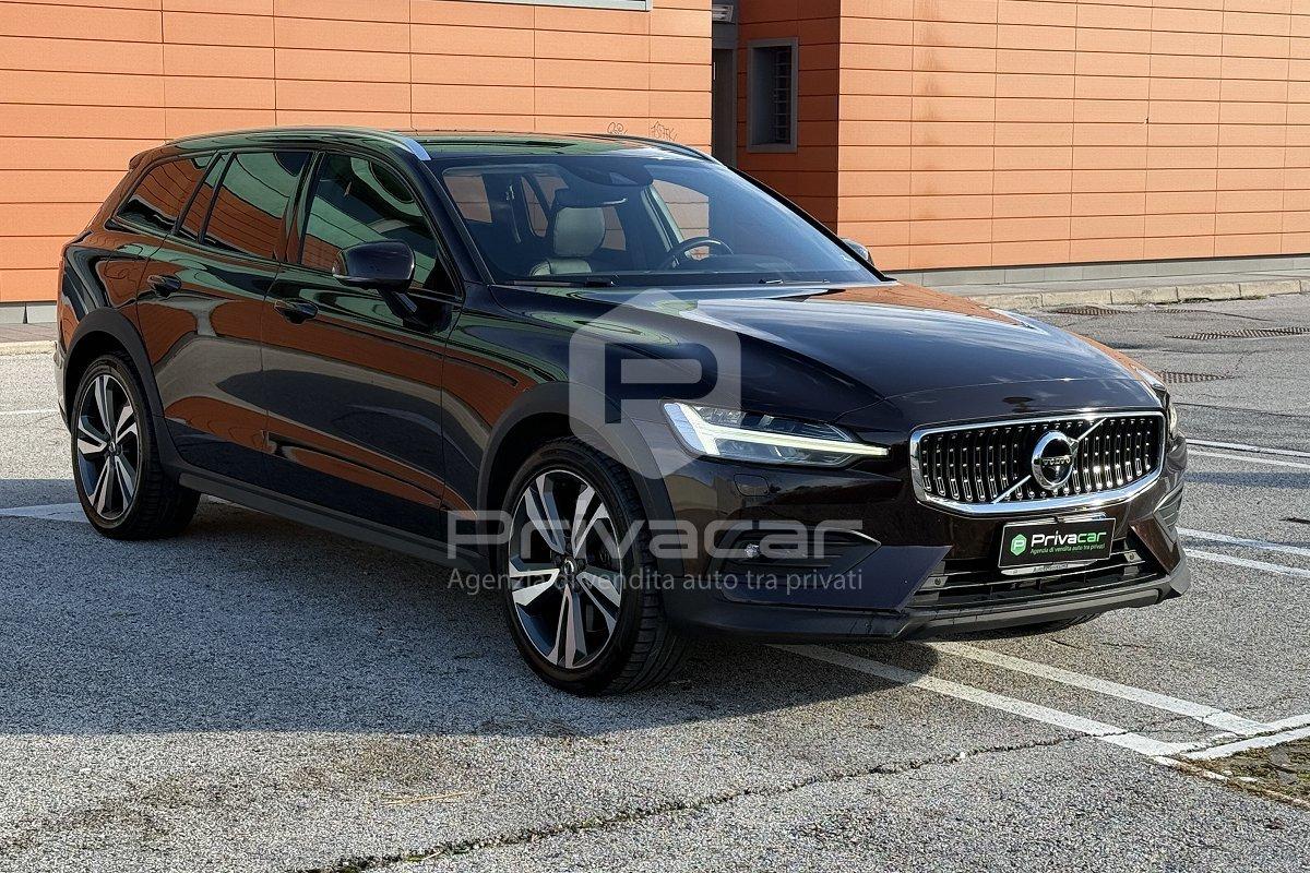 VOLVO V60 Cross Country D4 AWD Geartronic Business Plus