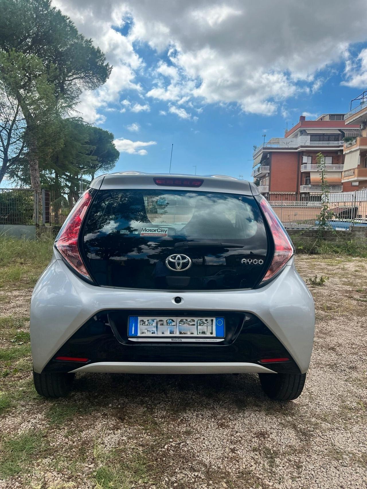 TOYOTA AYGO UNIPRO X-PLAY