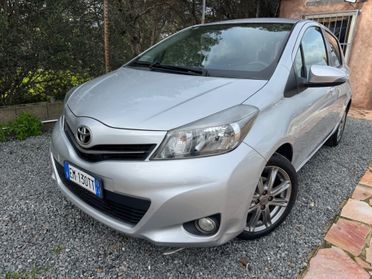 Toyota Yaris 1.3 5 porte Lounge