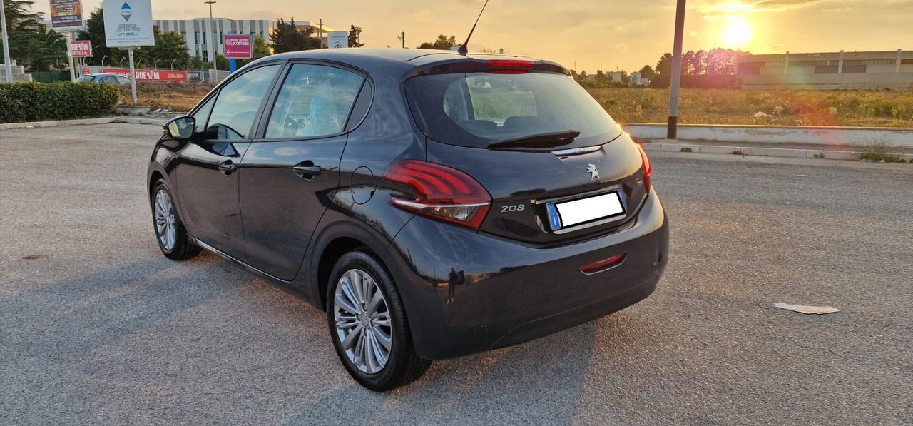 Peugeot 208 PureTech 82 5 porte Allure 2016