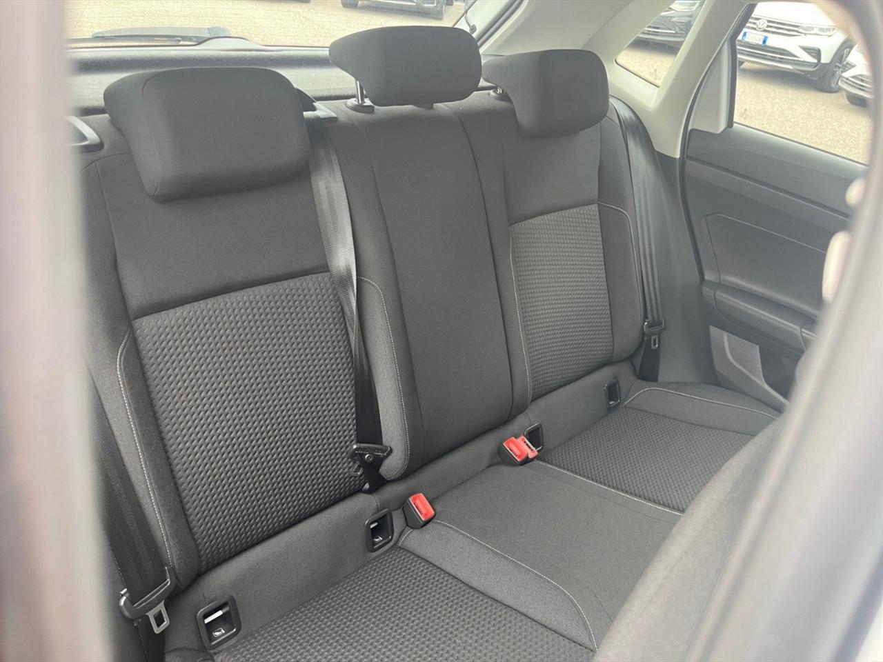 Volkswagen Polo 5p 1.0 mpi comfortline 65cv