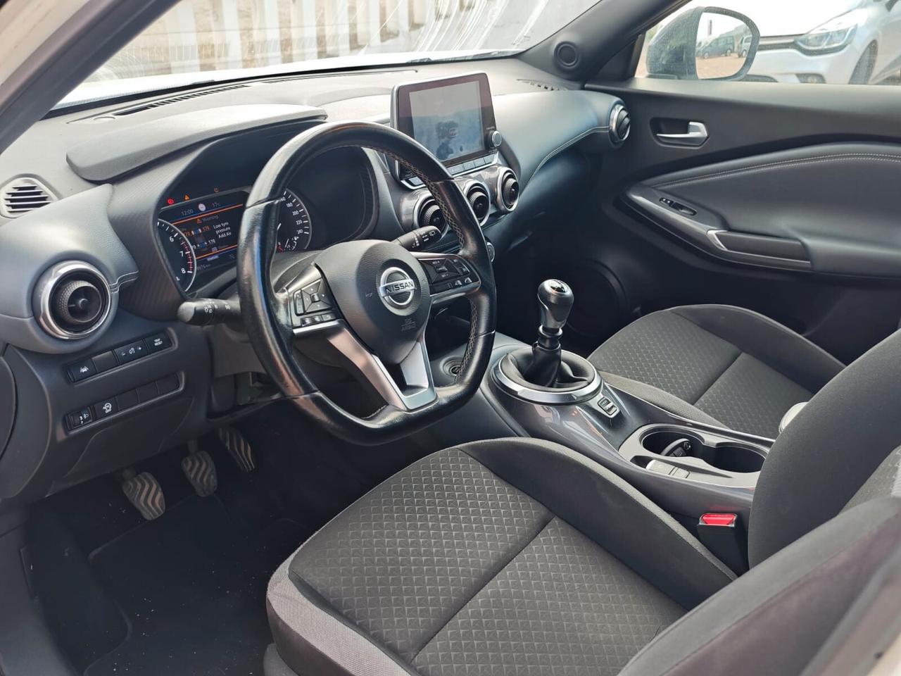 Nissan Juke 1.0 DIG-T 117 CV N-Connecta