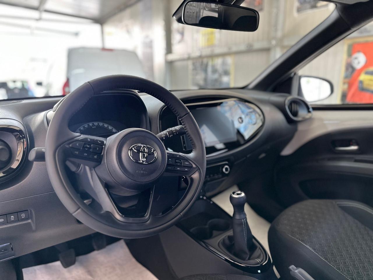 Toyota Aygo X 1.0 VVT-i 72 CV 5 porte Trend