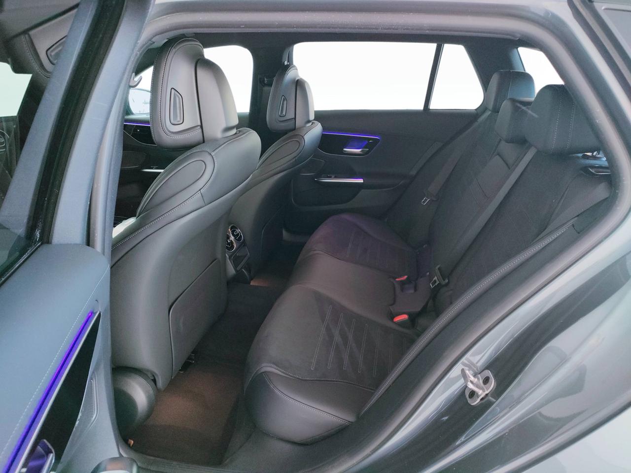 Mercedes-Benz Classe C-S206 SW 2021 - C SW 220 d mhev AMG Line Advanced 197cv auto