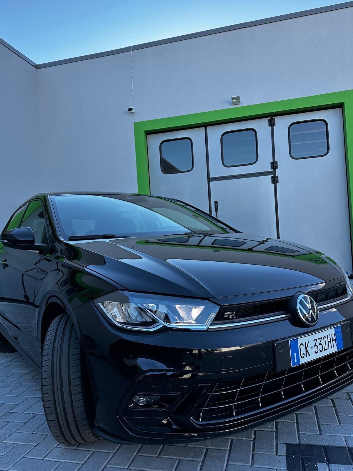 Volkswagen Polo 1.0 TSI R-Line ADATTA A NEOPATENTATI