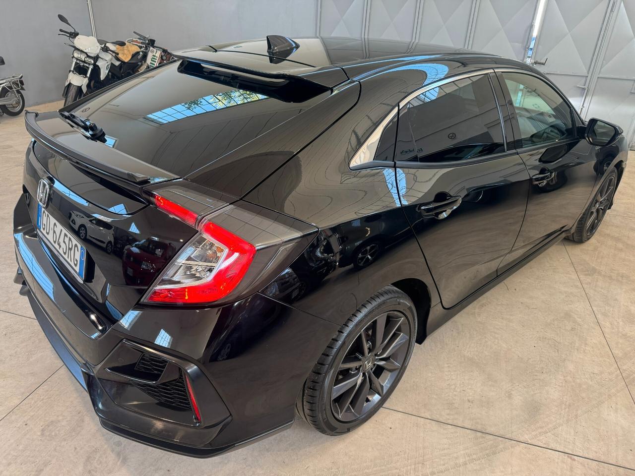 Honda Civic 1.0T 5 porte Elegance Navi
