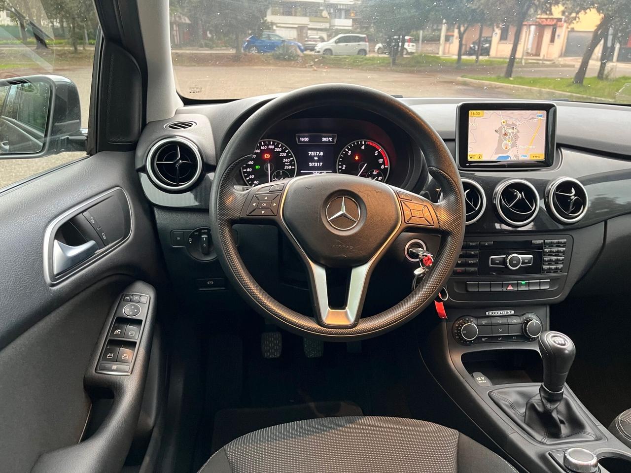 Mercedes-benz B 180 CDI BlueEFFICIENCY Executive